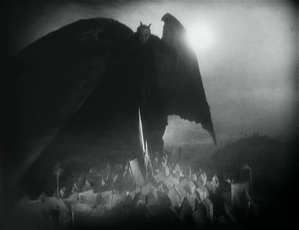 Still from Faust (1926): The Devil plagues the city.
